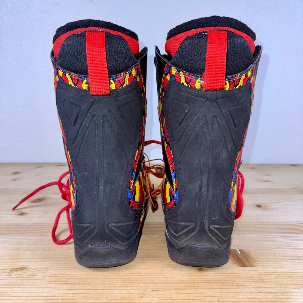 Thirtytwo durable closure